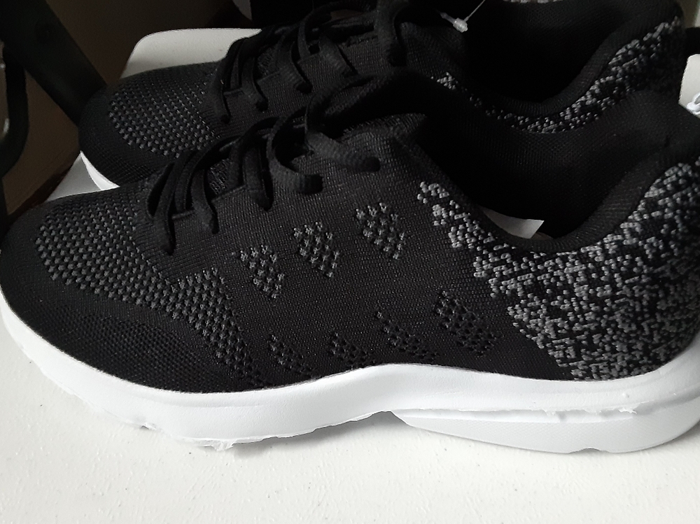 Zone pro Athletics sneaker